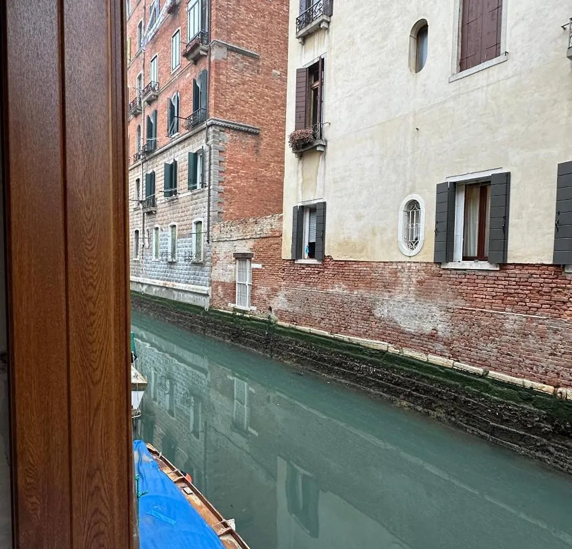 Ca Lucia Canal View Venedik Daire